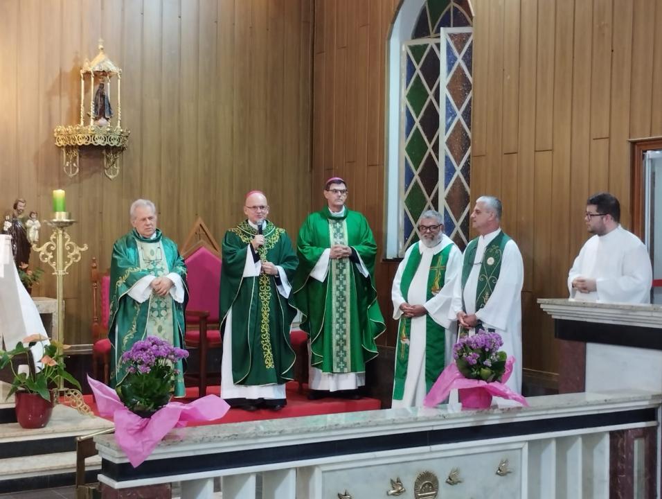 Foto 9 de 16 — Nova Europa recebe Visita Missionária Pastoral; veja as fotos
